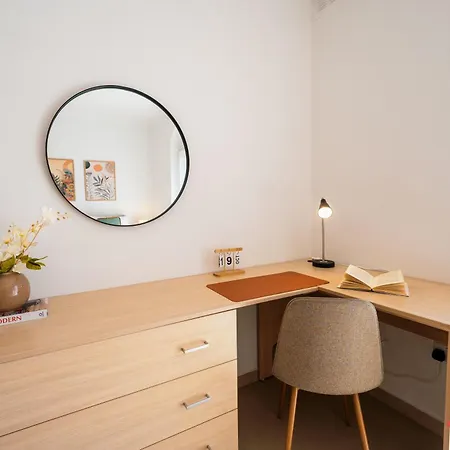 A Pretty Close To Seafront Appartement